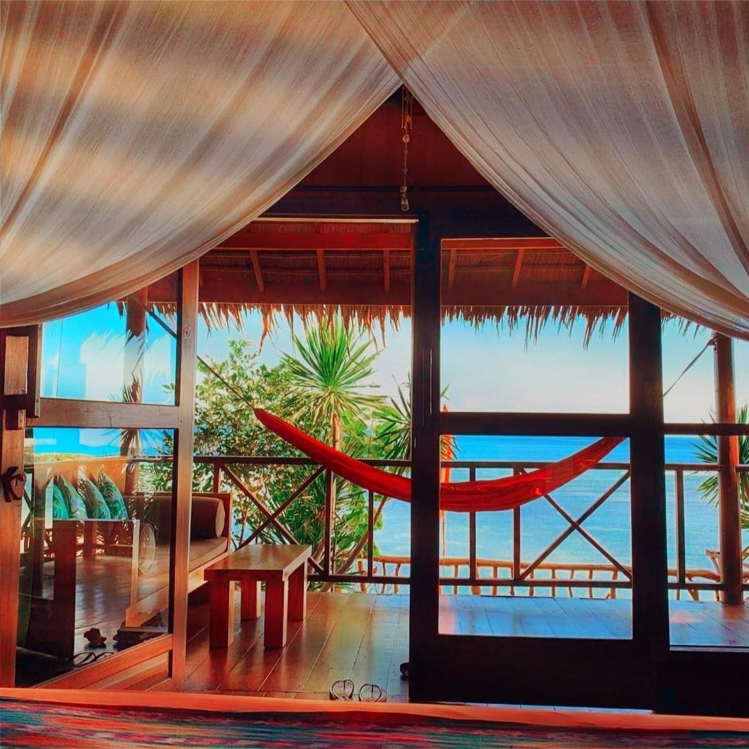 Nini'S Beach Bungalows Bira Room photo